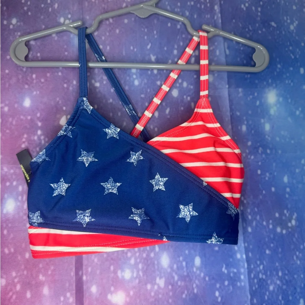 New girls red white and blue 2 piece swimsuit 🛍